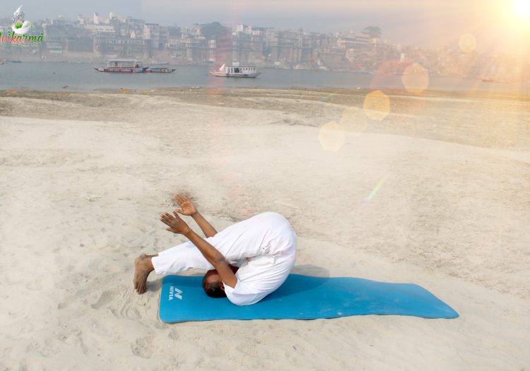 Adhomukha Paschimottanasana